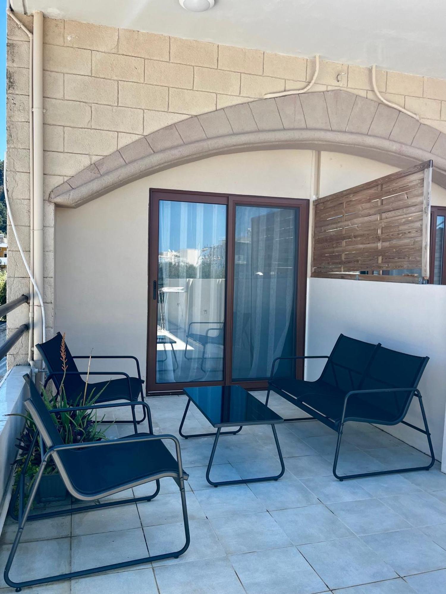 Sapphire Home Иксия Екстериор снимка